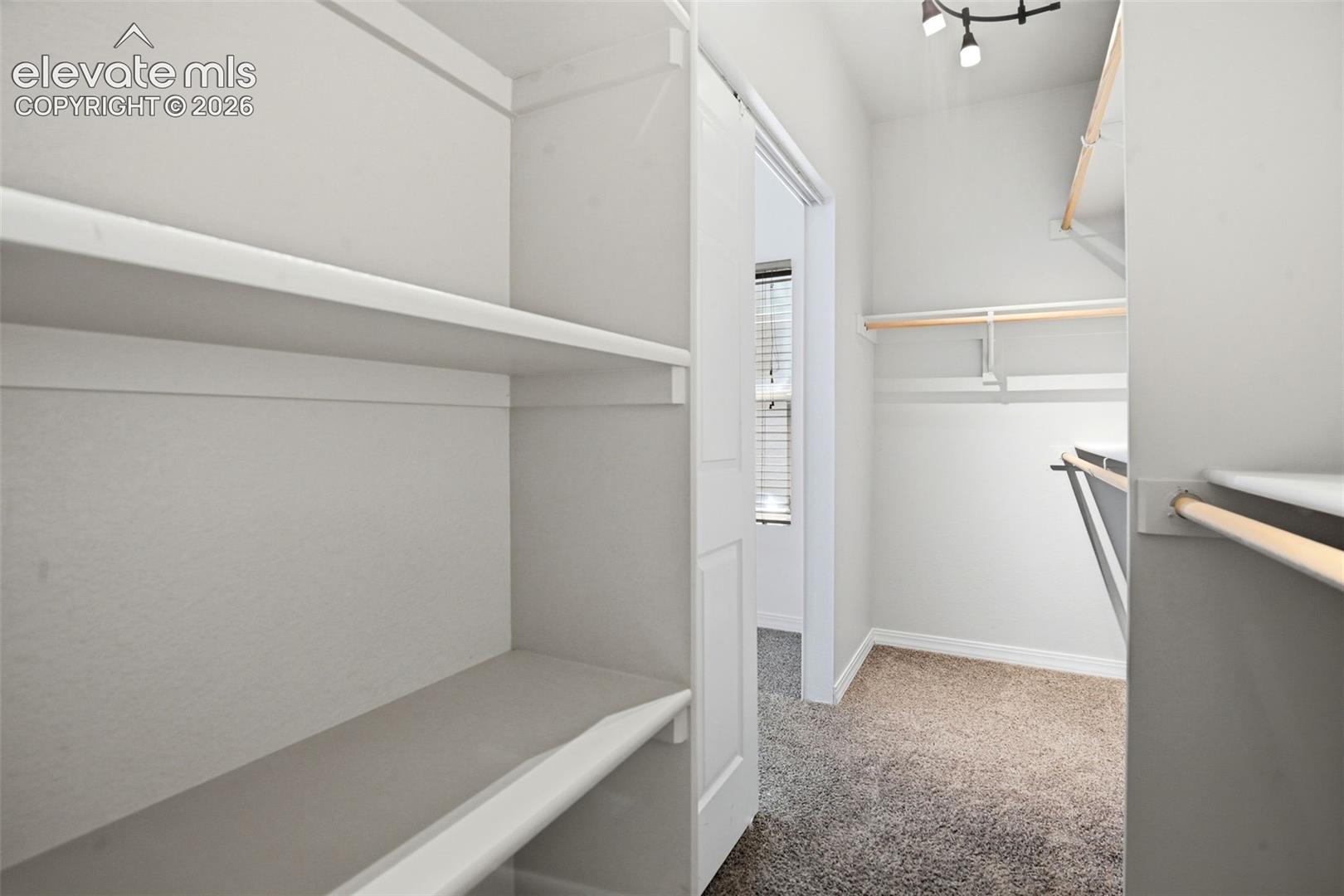 5875 Drifter Street