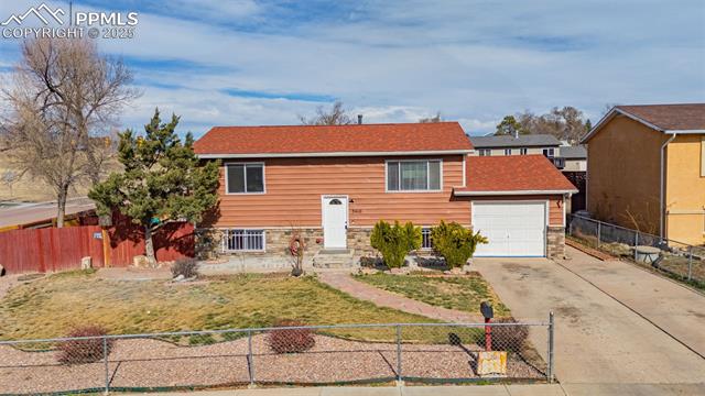 3410 Bridgewood Lane