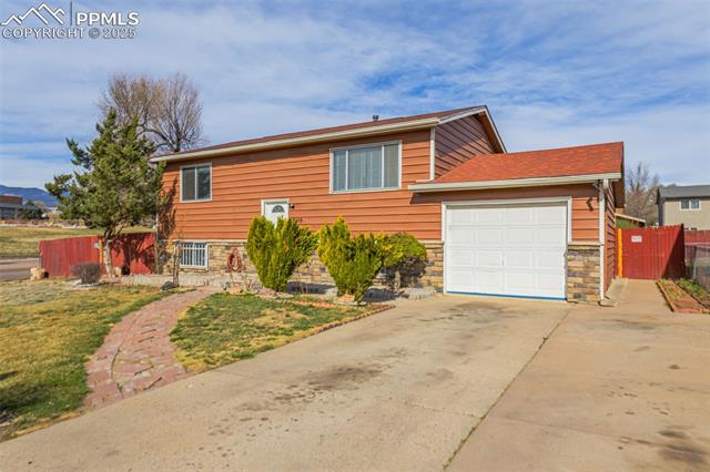 3410 Bridgewood Lane