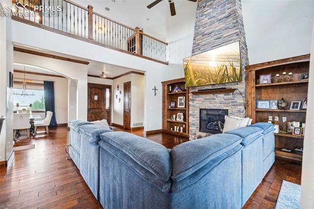 13665 Random ridge View