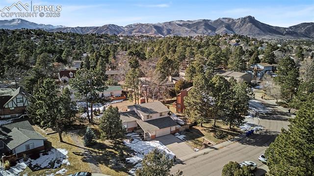 435 Delmonico Court
