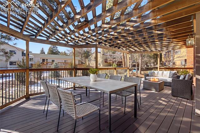 435 Delmonico Court