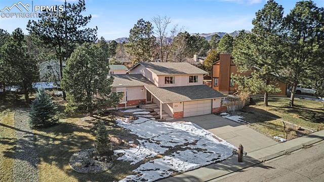 435 Delmonico Court