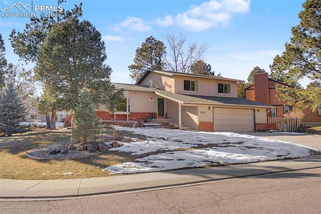 435 Delmonico Court