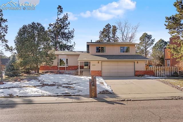 435 Delmonico Court