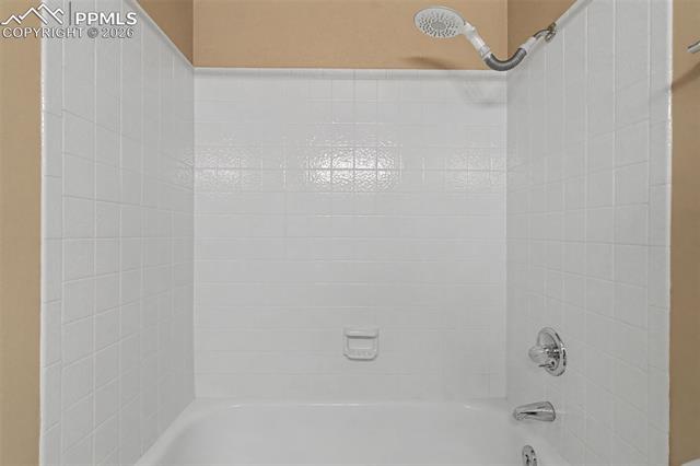 435 Delmonico Court