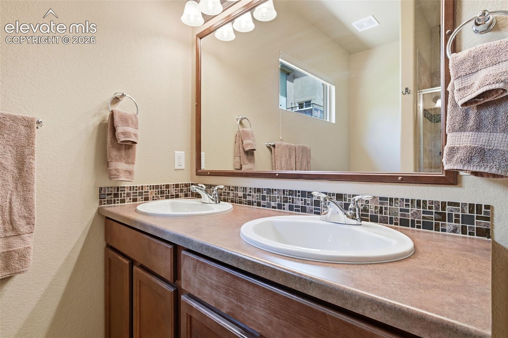 5473 Lions Gate Lane