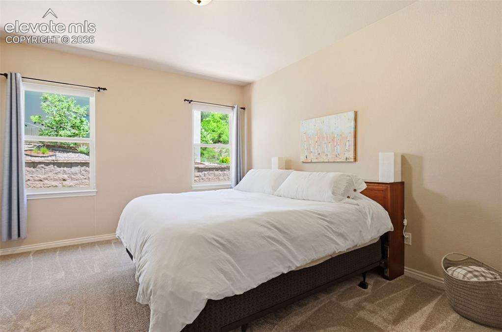 5473 Lions Gate Lane