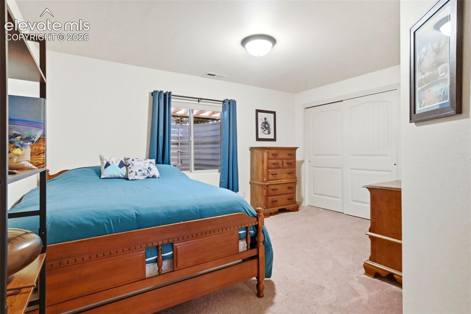 5473 Lions Gate Lane