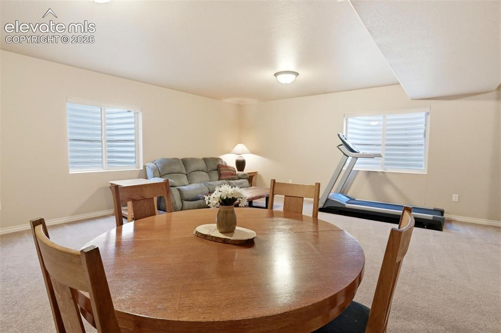 5473 Lions Gate Lane