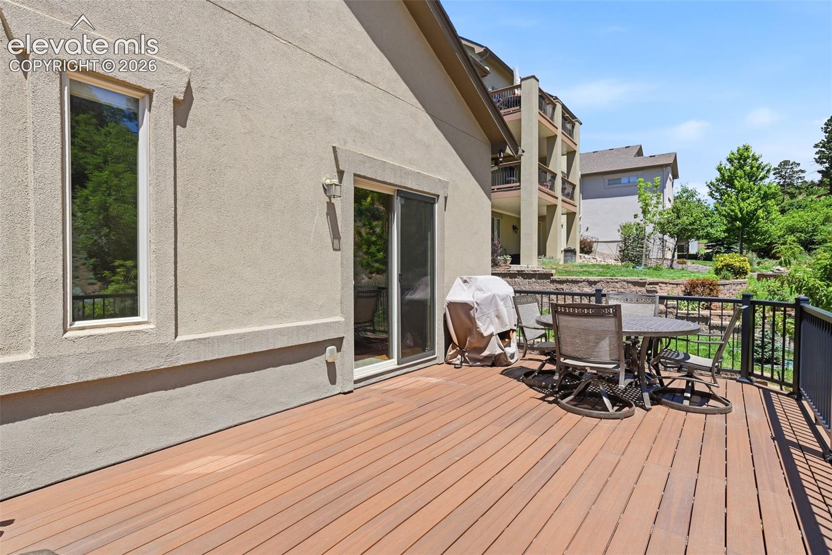 5473 Lions Gate Lane