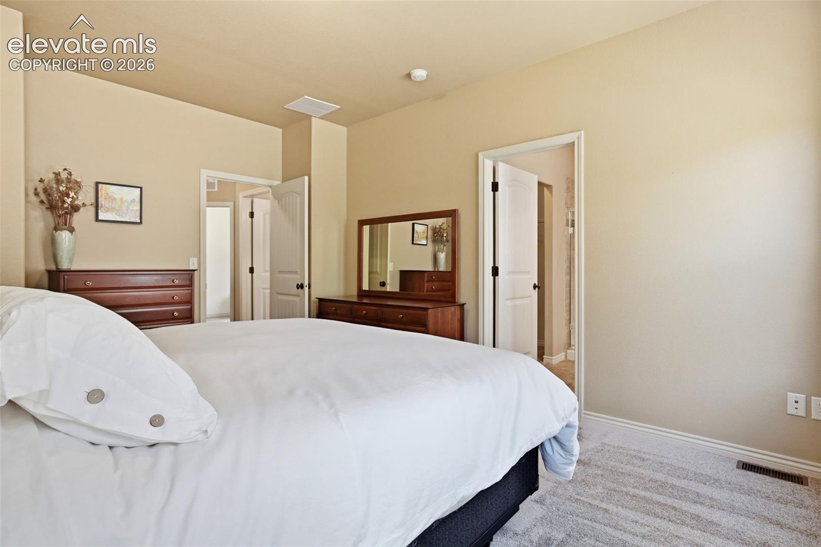 5473 Lions Gate Lane