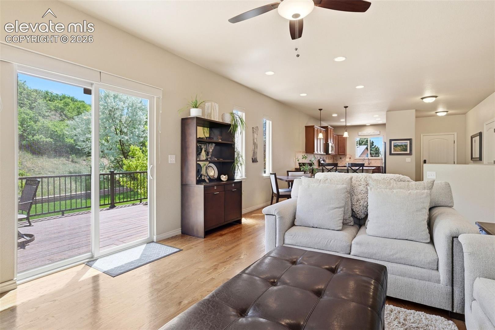5473 Lions Gate Lane