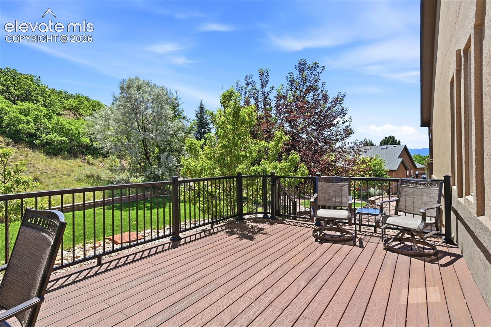 5473 Lions Gate Lane