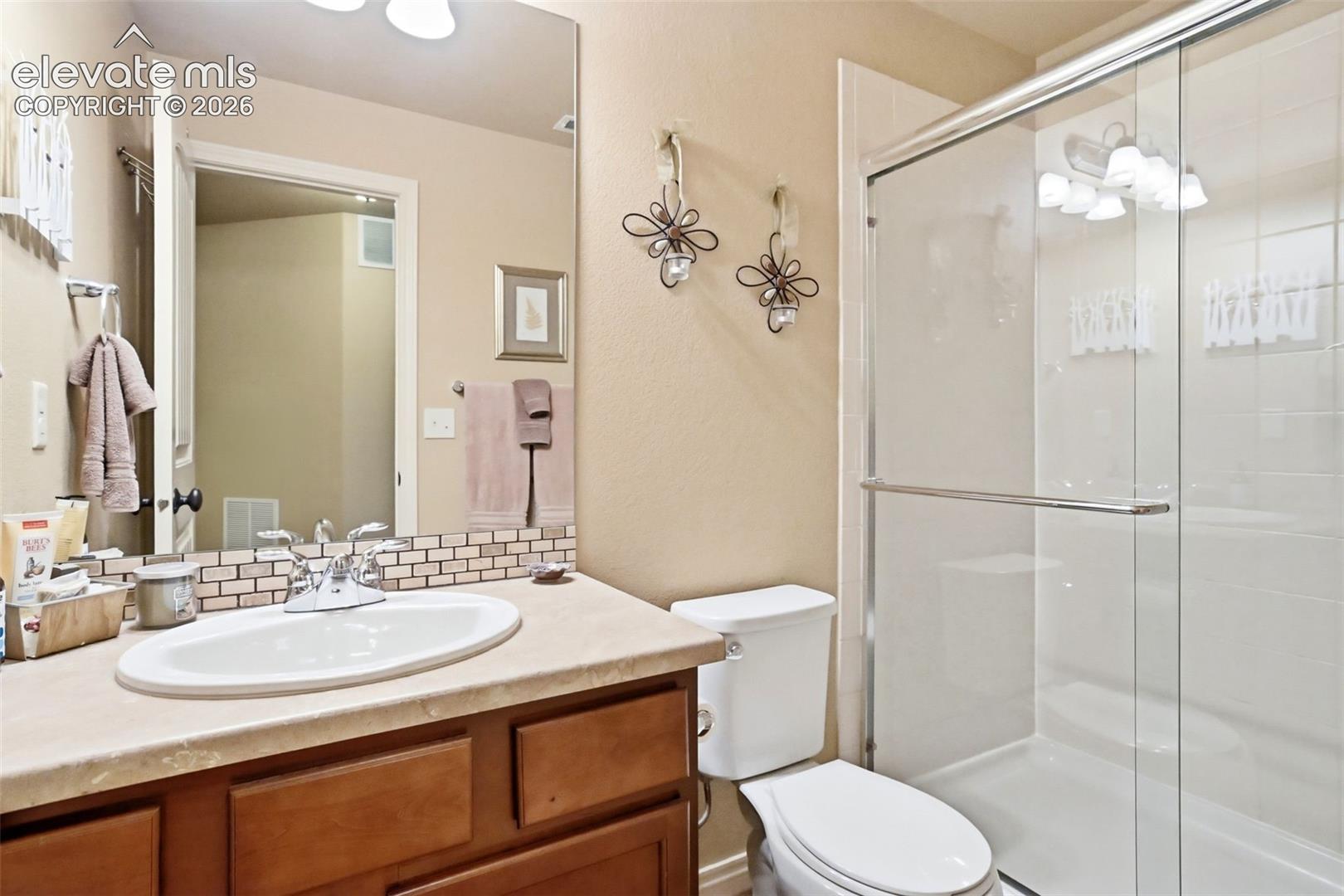 5473 Lions Gate Lane
