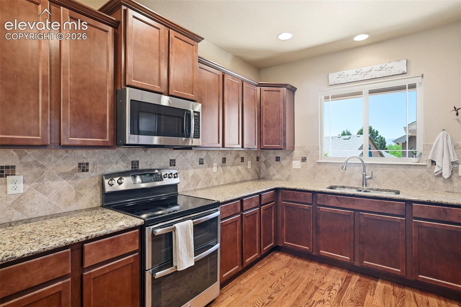 5473 Lions Gate Lane