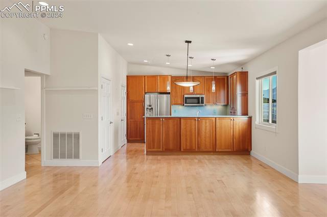 954 Fontmore Road