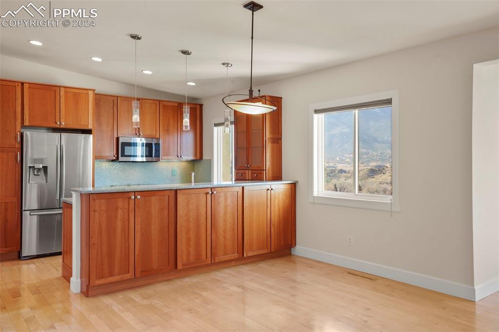 954 Fontmore Road
