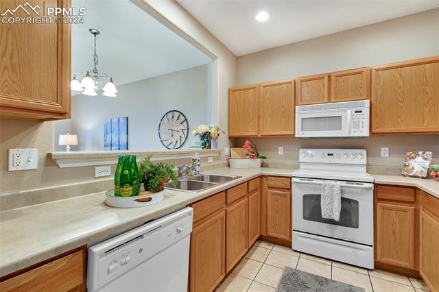 7489 Sandy Springs Point