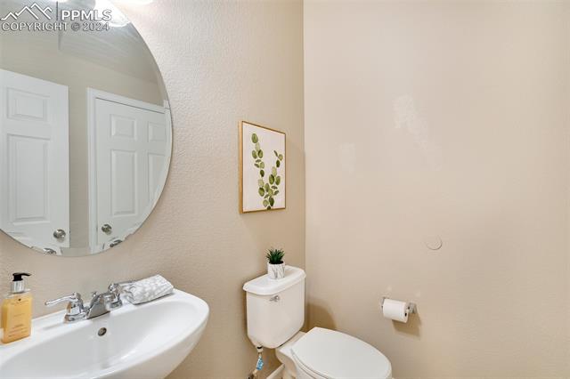 7489 Sandy Springs Point