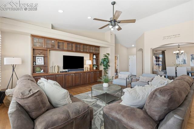 6947 Wagon Track Way