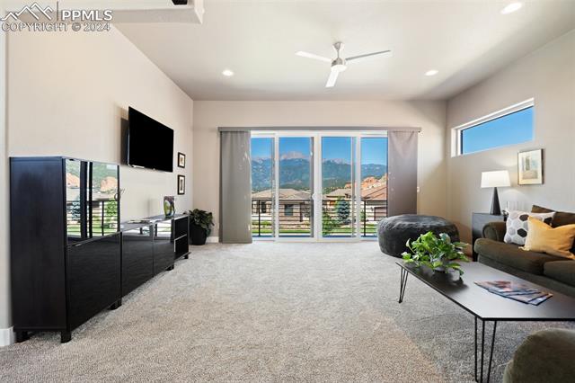 2813 Cathedral Park View