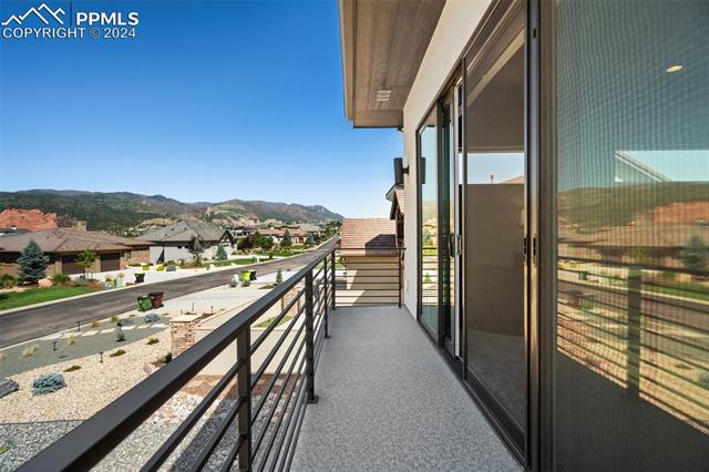 2813 Cathedral Park View