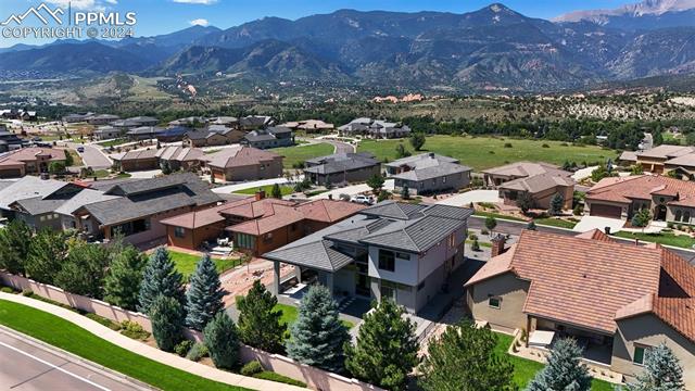 2813 Cathedral Park View