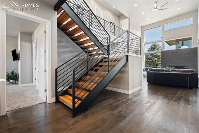 2813 Cathedral Park View