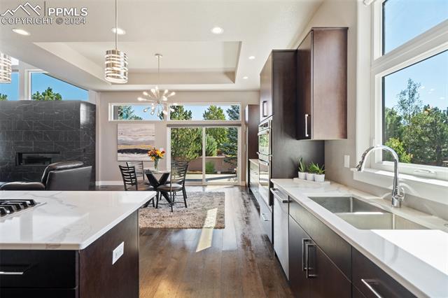 2813 Cathedral Park View