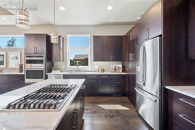 2813 Cathedral Park View