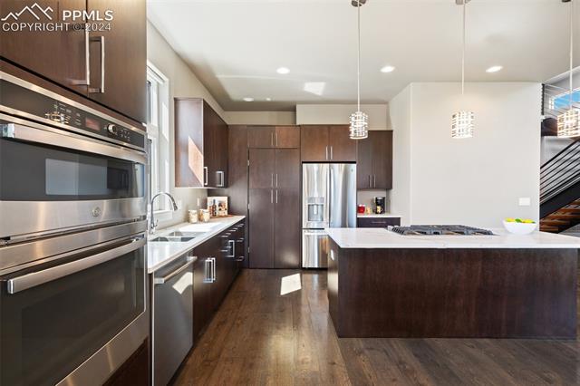 2813 Cathedral Park View