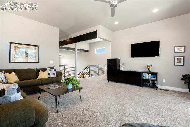 2813 Cathedral Park View