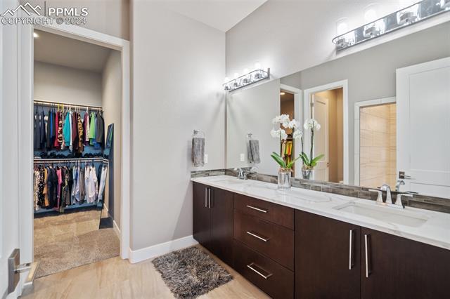 2813 Cathedral Park View