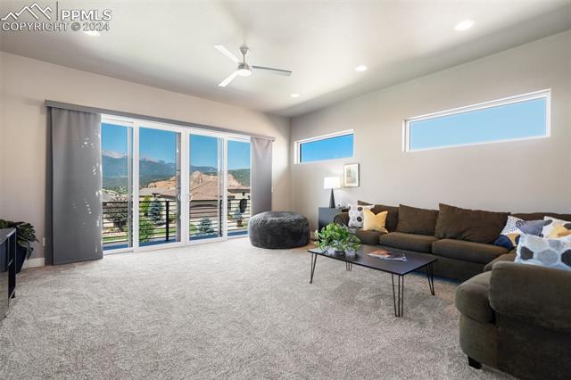 2813 Cathedral Park View