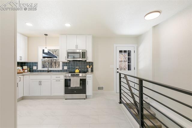 822 Skyway Boulevard