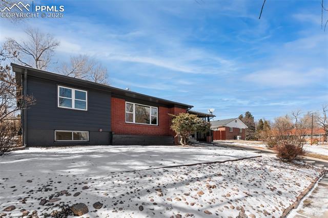 822 Skyway Boulevard