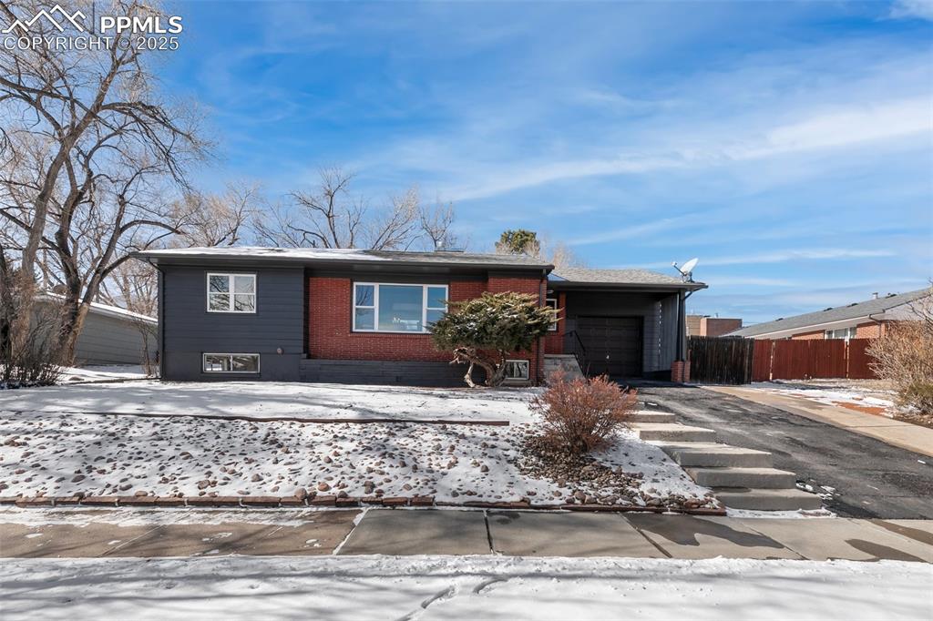 822 Skyway Boulevard