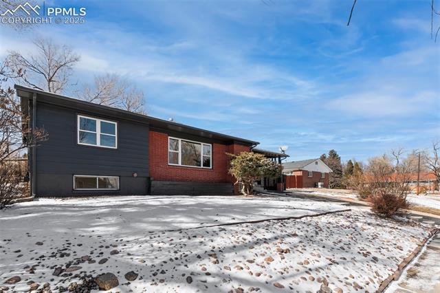 822 Skyway Boulevard