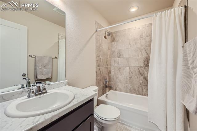 6339 Alyssum Heights