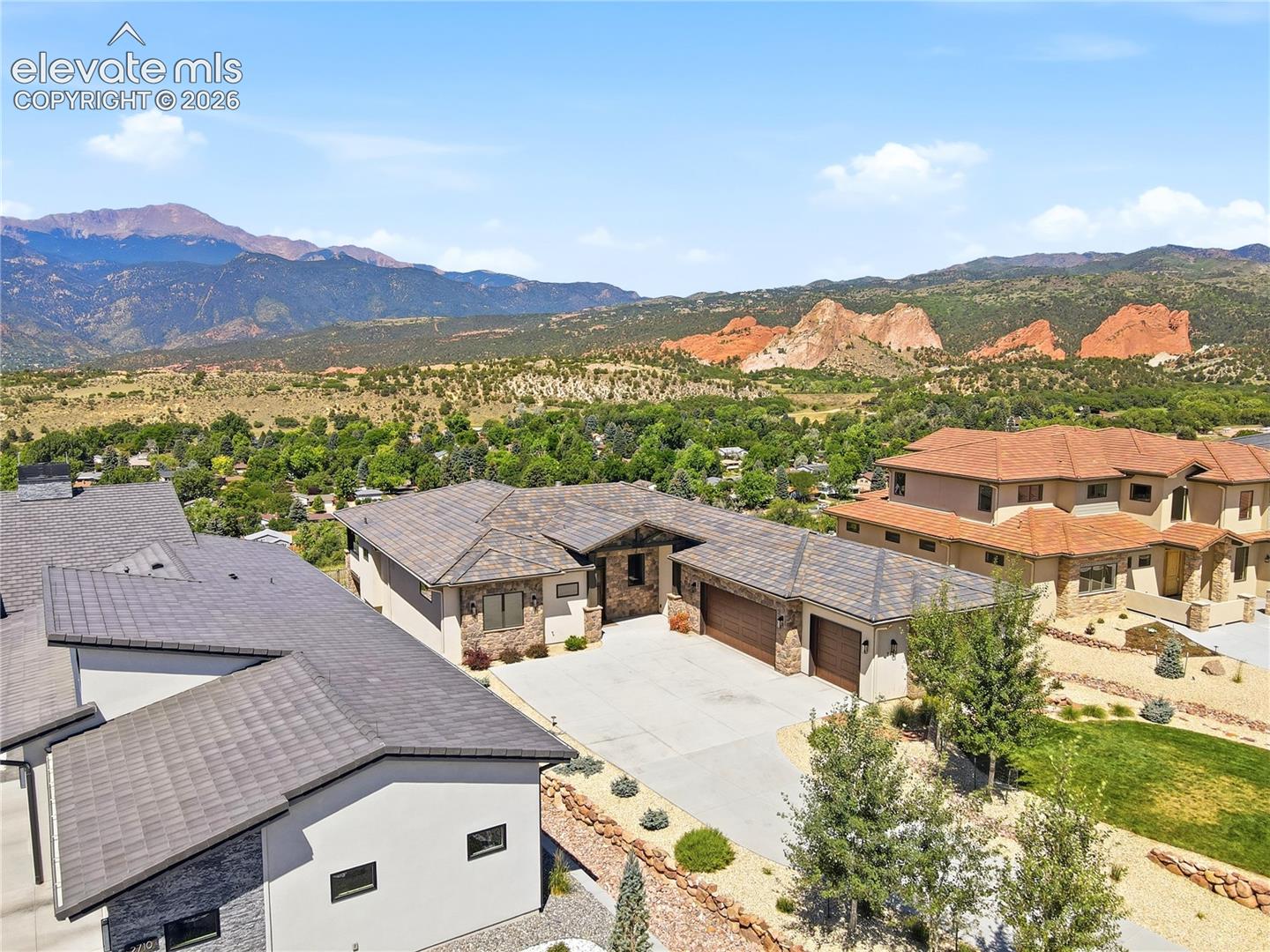 2716 Cathedral Rock View