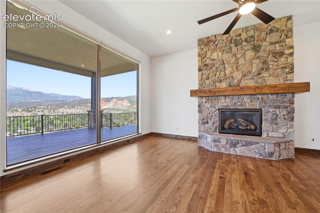 2716 Cathedral Rock View
