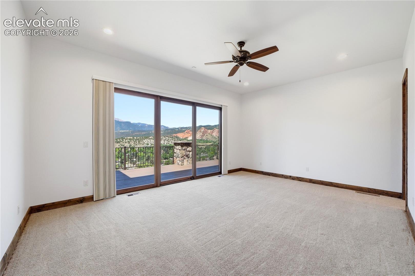 2716 Cathedral Rock View