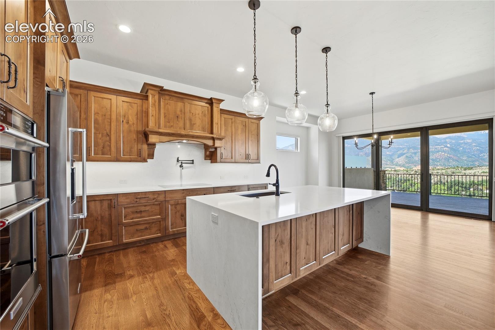 2716 Cathedral Rock View