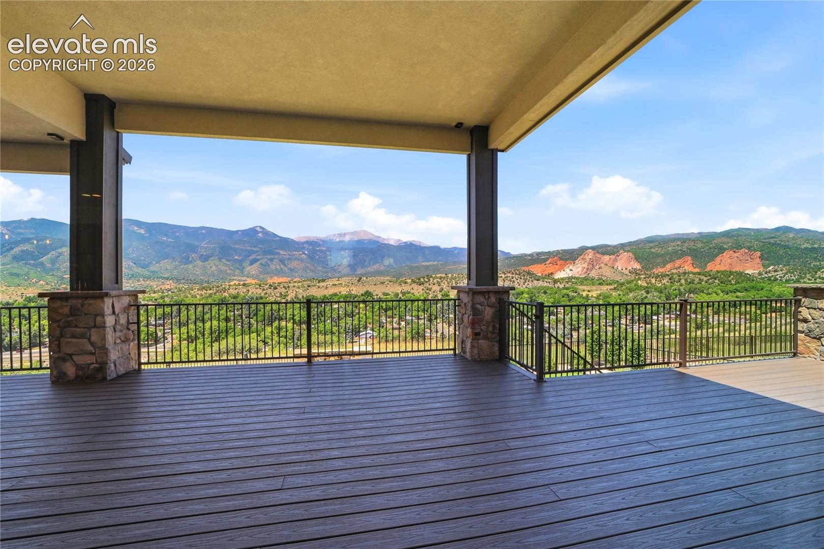 2716 Cathedral Rock View