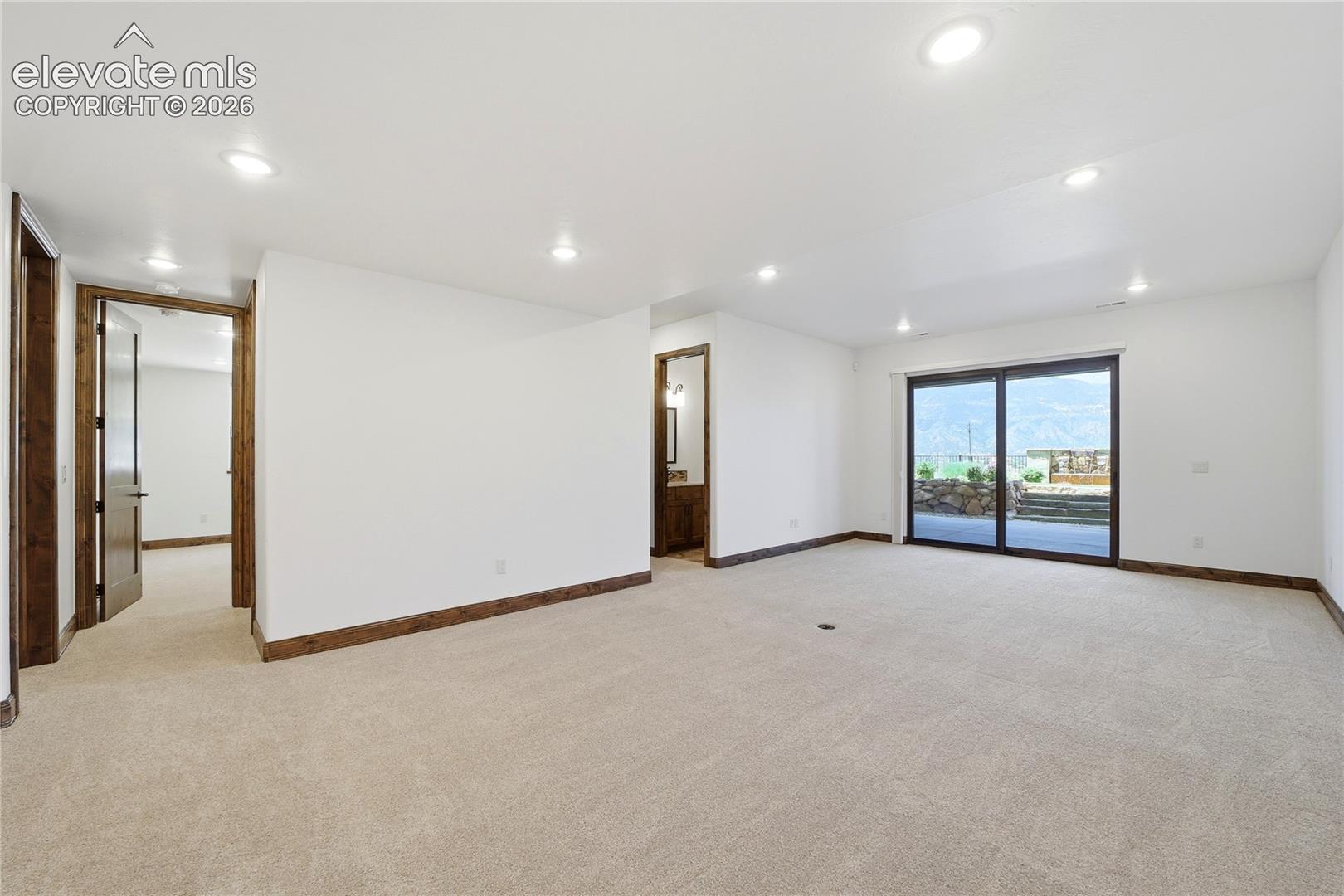 2716 Cathedral Rock View