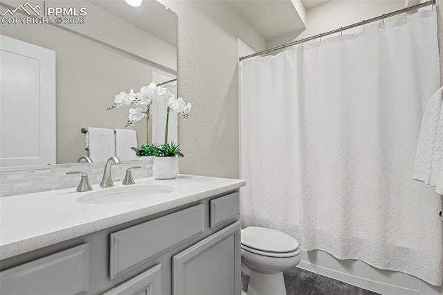 6532 Twin Falls Court