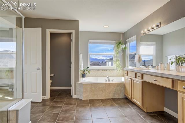 9060 Sky King Drive