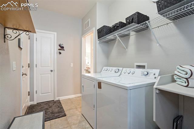 9060 Sky King Drive