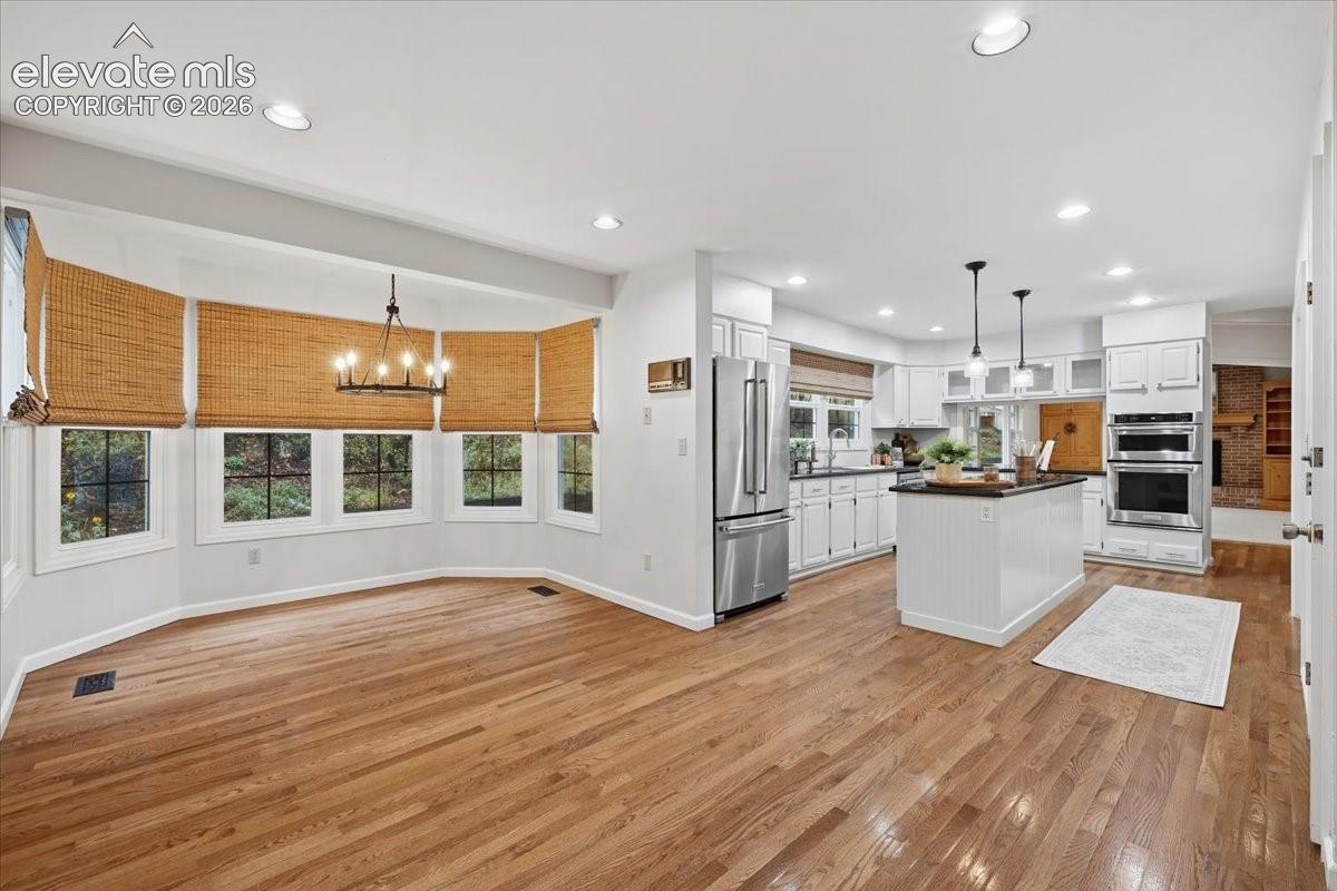 6914 Oak Valley Drive